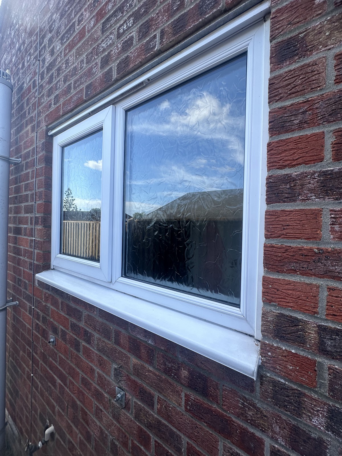 Clean residential window
